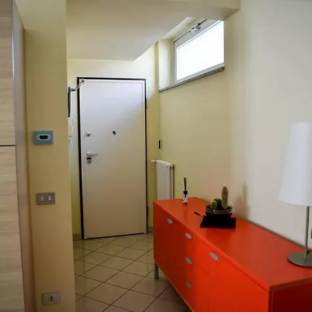 In Sunrise: In Centro Apartment Alba (Piedmont)