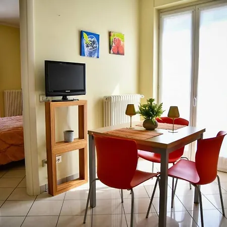 In Sunrise: In Centro Apartment