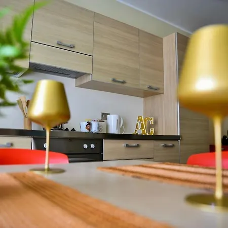 Apartment In Sunrise: In Centro