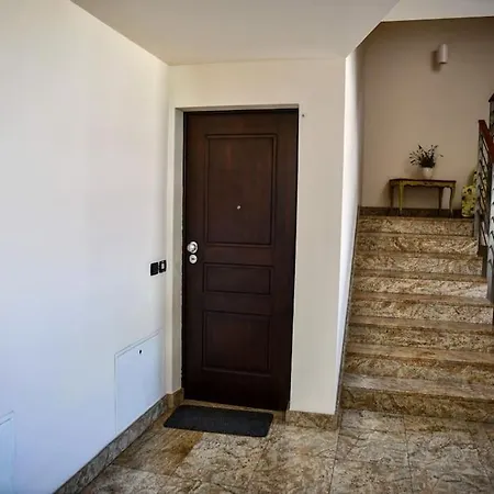 Apartment In Sunrise: In Centro